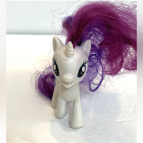 My Little Pony MLP 3" G4 RARITY 2010 Hasbro Blue Diamond Brushable w/ Cutie Mark - Picture 4 of 6